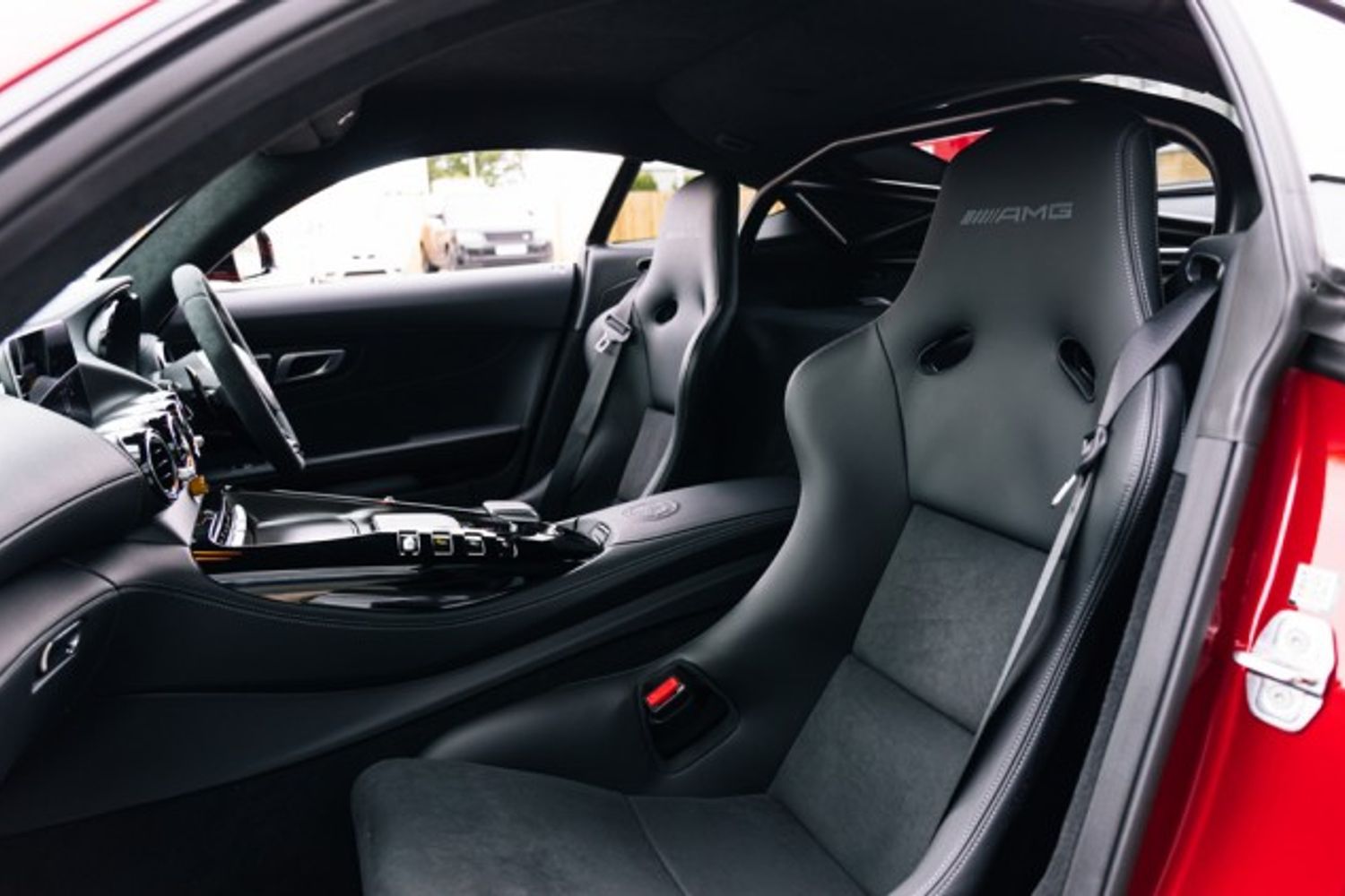 MERCEDES-BENZ GT COUPE 4.0 AMG GT R PRO 3DR SEMI AUTOMATIC