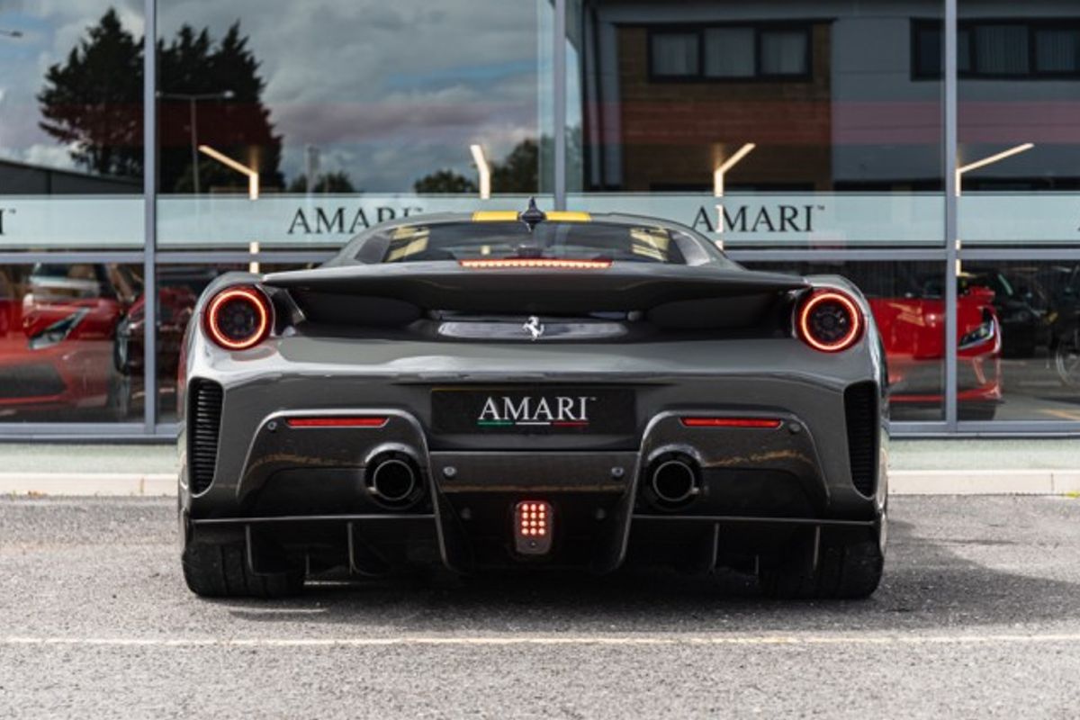 FERRARI 488 PISTA COUPE 3.9 VS 2DR SEMI AUTOMATIC