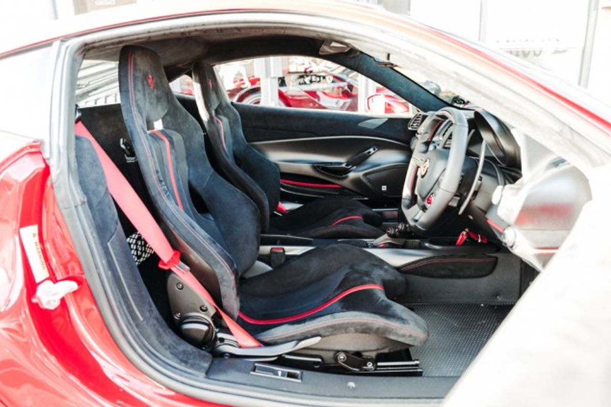 FERRARI 488 PISTA COUPE 3.9 VS 2DR SEMI AUTOMATIC