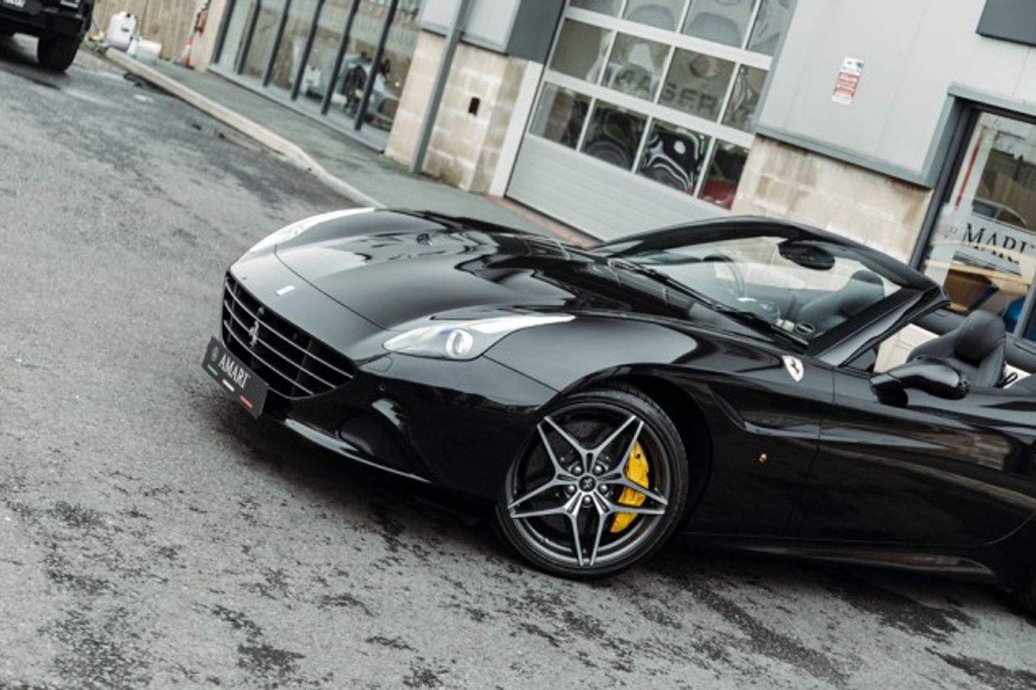 FERRARI CALIFORNIA CONVERTIBLE 3.9 DD 2DR SEMI AUTOMATIC