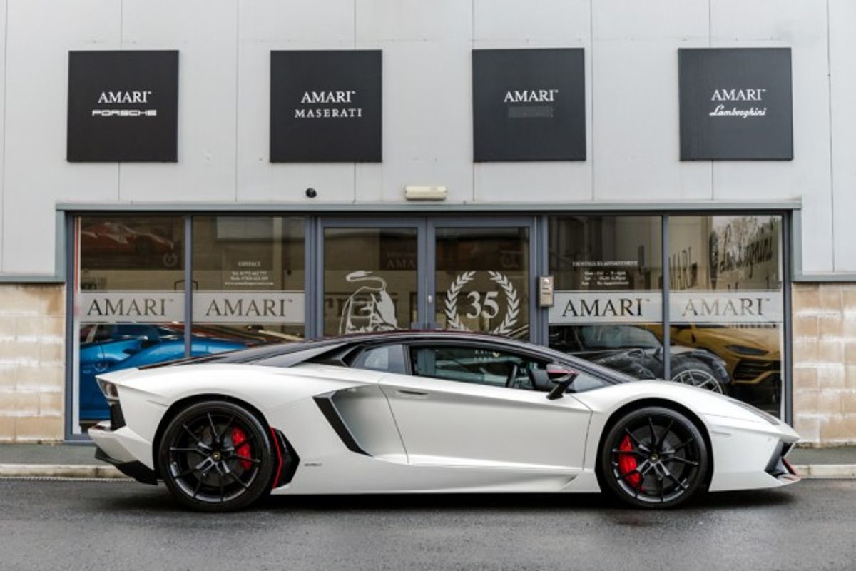 LAMBORGHINI AVENTADOR COUPE 6.5 LP 700-4 PIRELLI EDITION