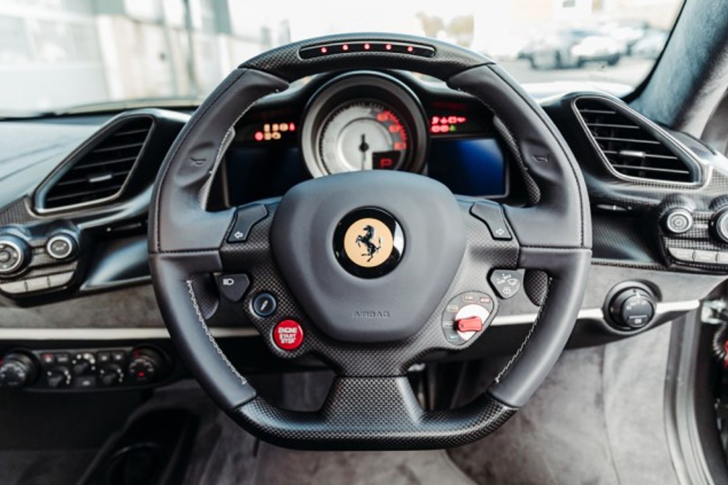 FERRARI 488 PISTA COUPE 3.9 VS 2DR SEMI AUTOMATIC