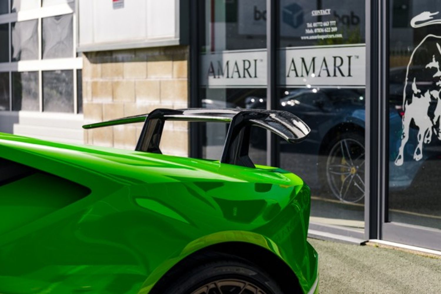 LAMBORGHINI HURACAN COUPE 5.2 LP 640-4 PERFORMANTE 2DR SEMI AUTOMATIC