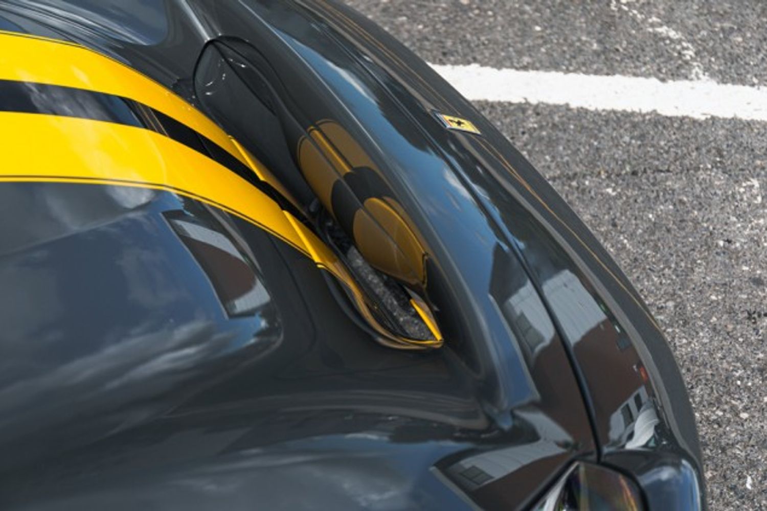 FERRARI 488 PISTA COUPE 3.9 VS 2DR SEMI AUTOMATIC