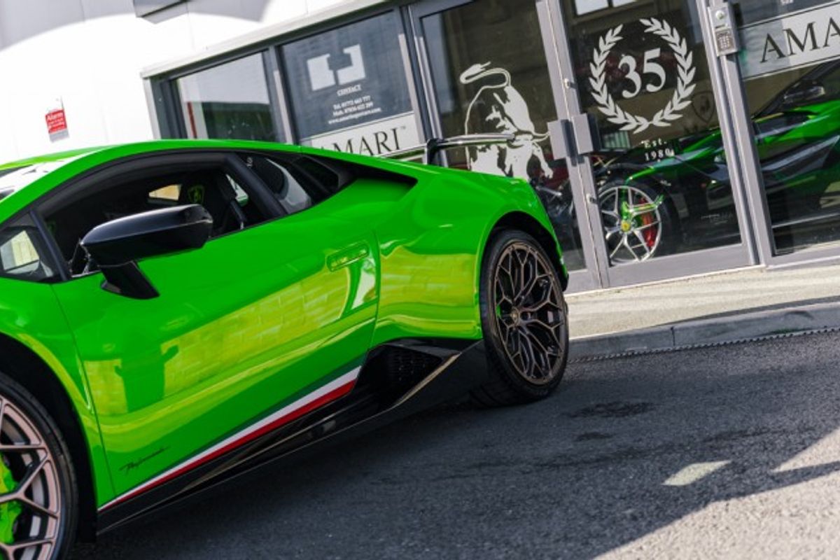 LAMBORGHINI HURACAN COUPE 5.2 LP 640-4 PERFORMANTE 2DR SEMI AUTOMATIC
