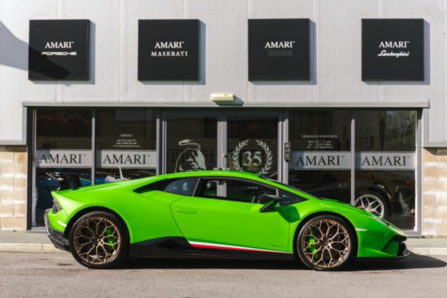 LAMBORGHINI HURACAN COUPE 5.2 LP 640-4 PERFORMANTE 2DR SEMI AUTOMATIC