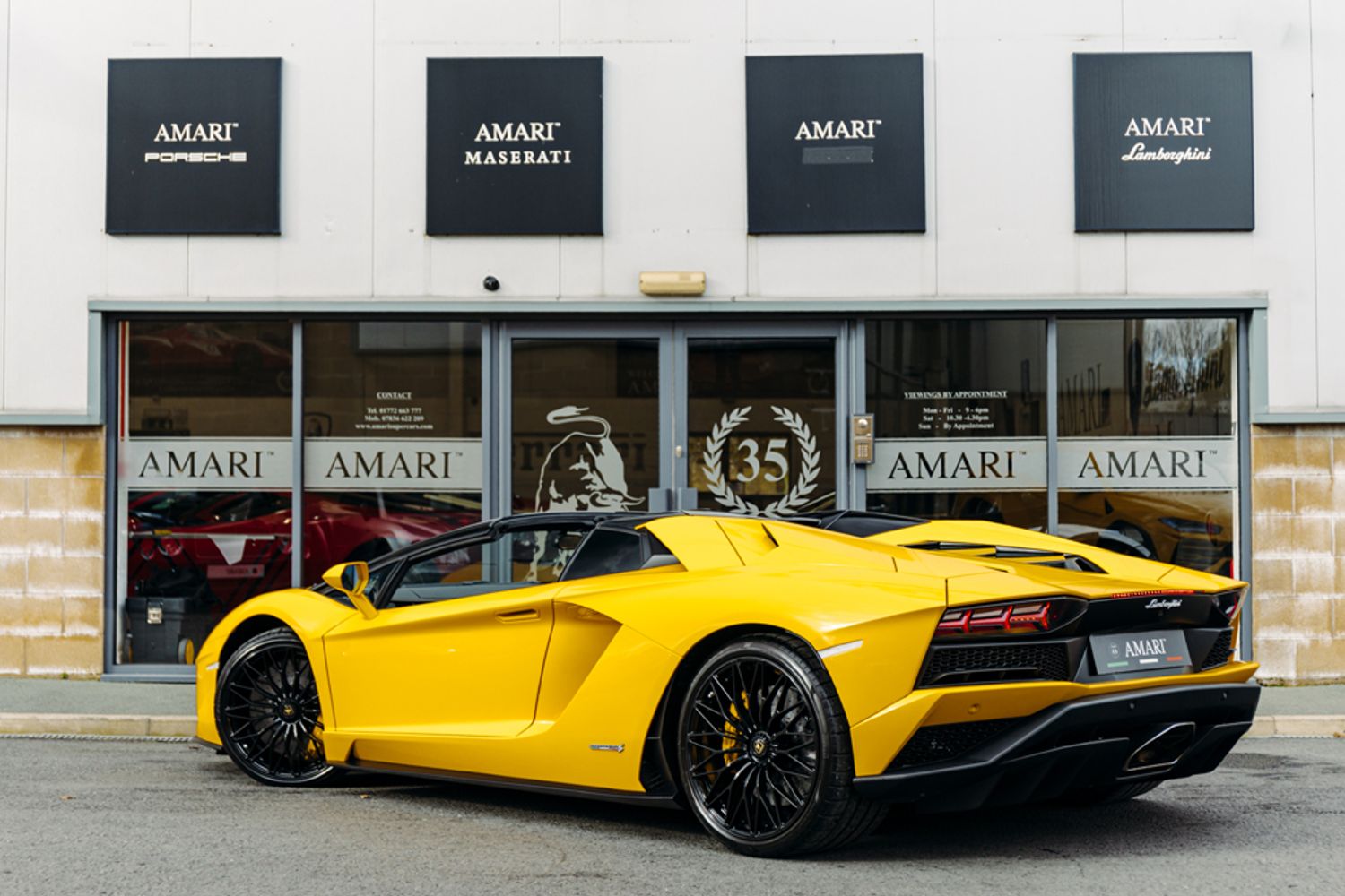 LAMBORGHINI AVENTADOR CONVERTIBLE 6.5 LP 740-4 S ROADSTER 2DR SEMI AUTOMATIC
