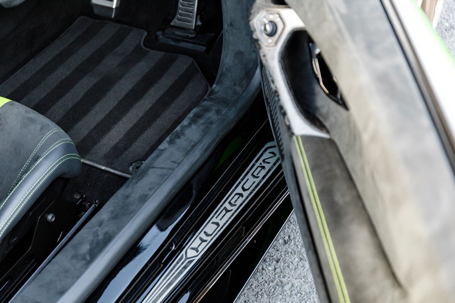 LAMBORGHINI HURACAN COUPE 5.2 LP 640-4 PERFORMANTE 2DR SEMI AUTOMATIC
