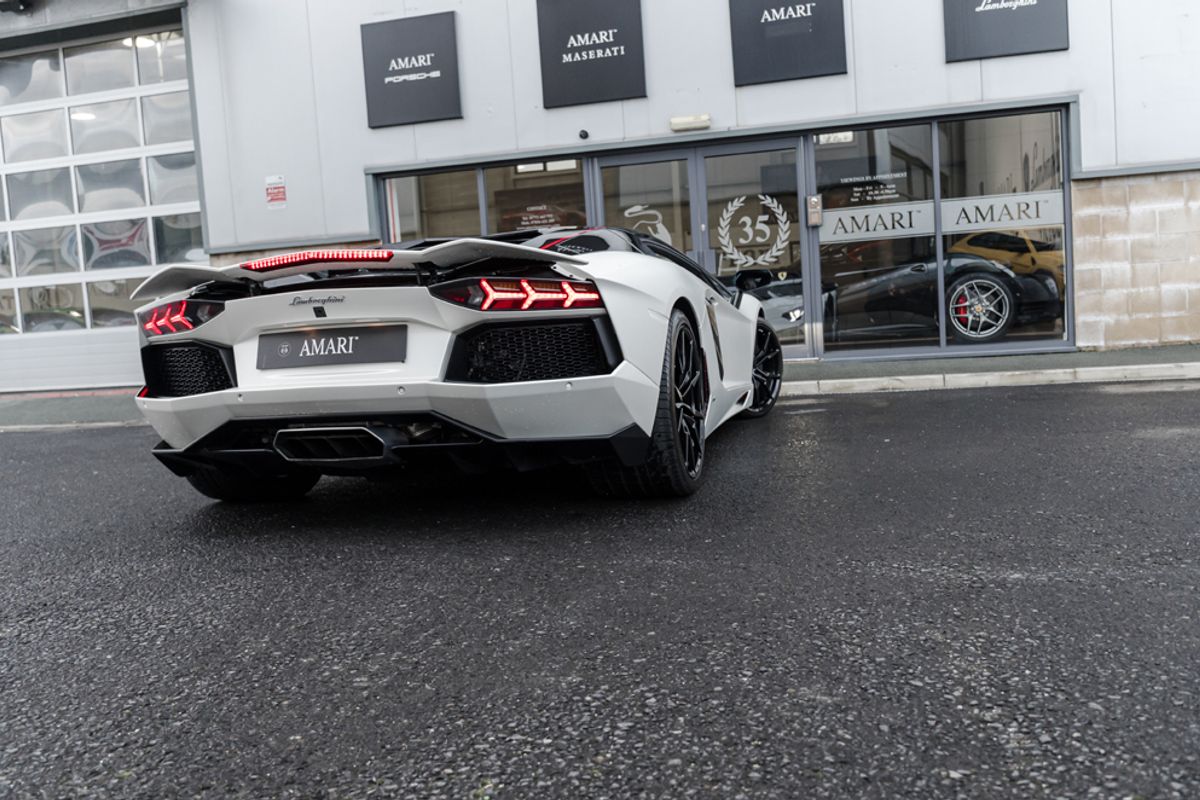LAMBORGHINI AVENTADOR COUPE 6.5 LP 700-4 PIRELLI EDITION