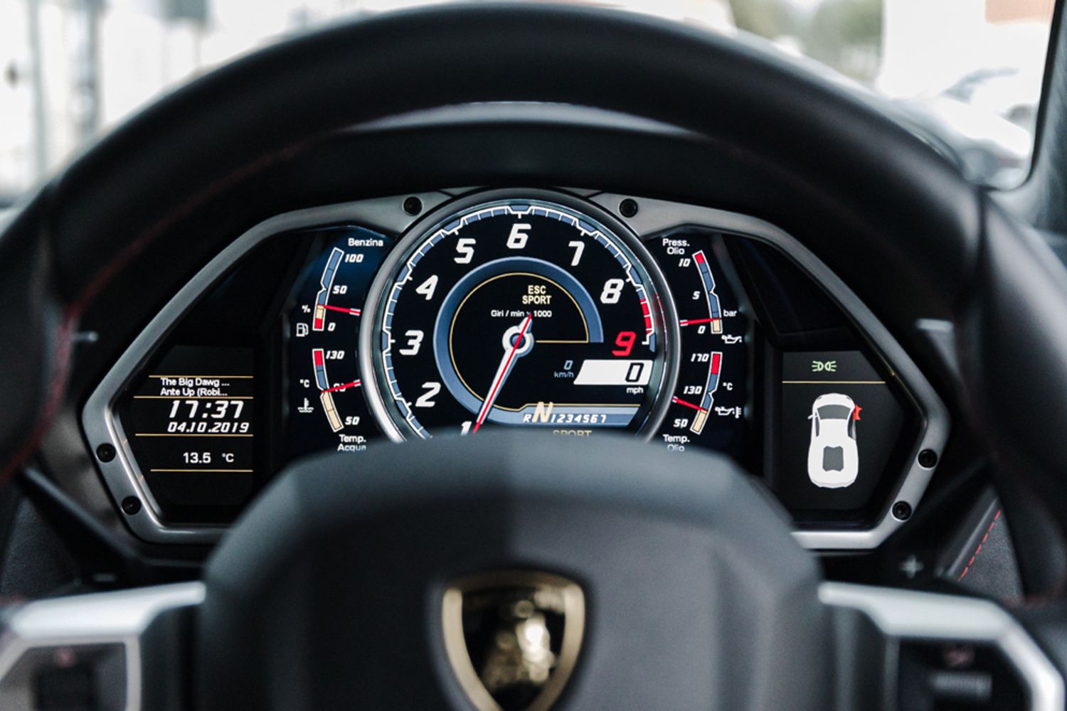 LAMBORGHINI AVENTADOR COUPE 6.5 LP 700-4 PIRELLI EDITION