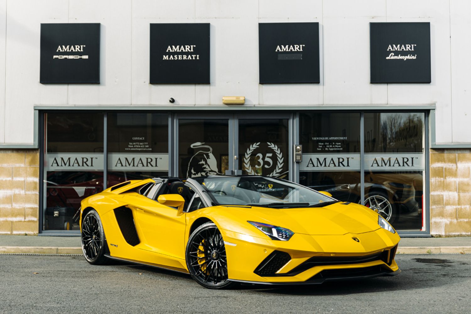 LAMBORGHINI AVENTADOR CONVERTIBLE 6.5 LP 740-4 S ROADSTER 2DR SEMI AUTOMATIC