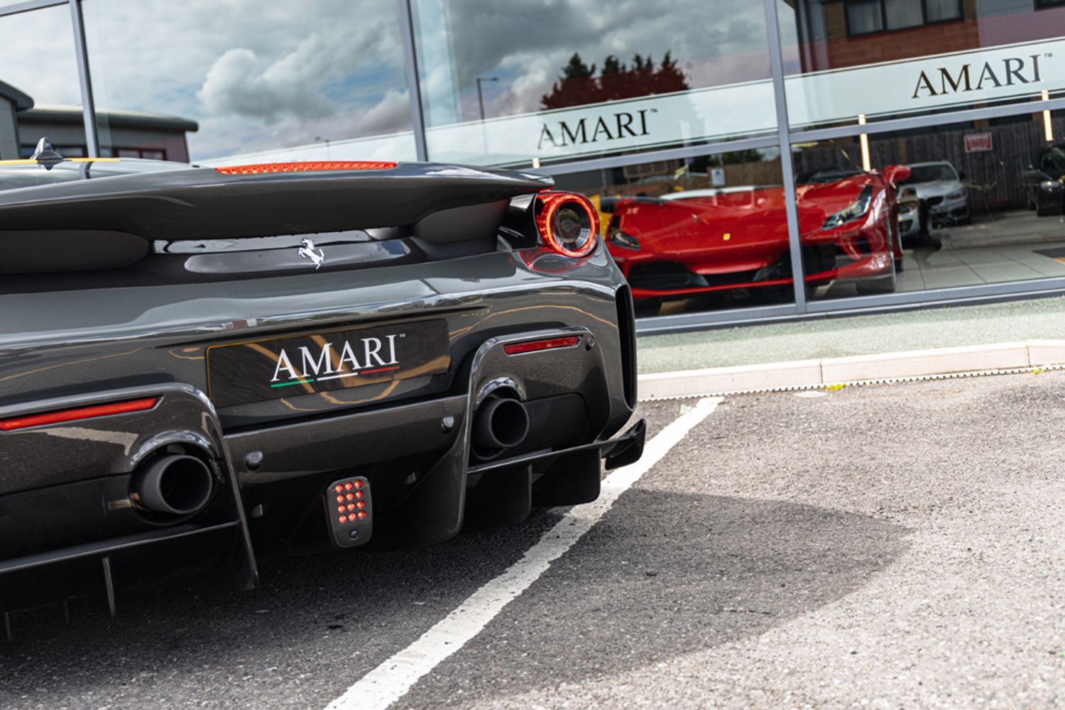 FERRARI 488 PISTA COUPE 3.9 VS 2DR SEMI AUTOMATIC