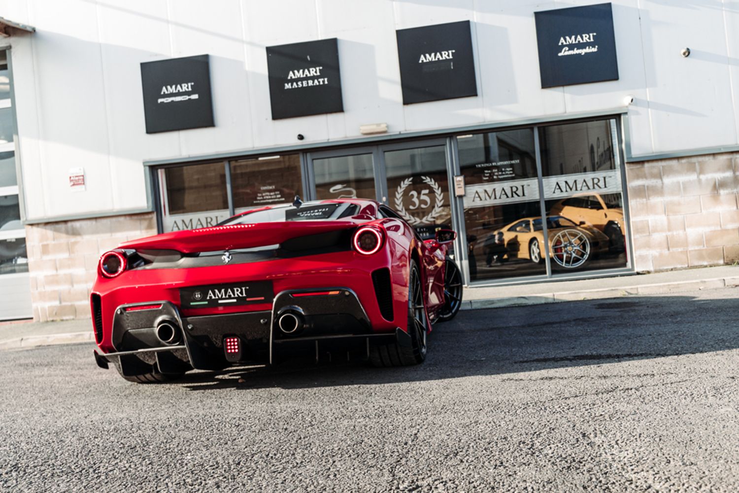 FERRARI 488 PISTA COUPE 3.9 VS 2DR SEMI AUTOMATIC