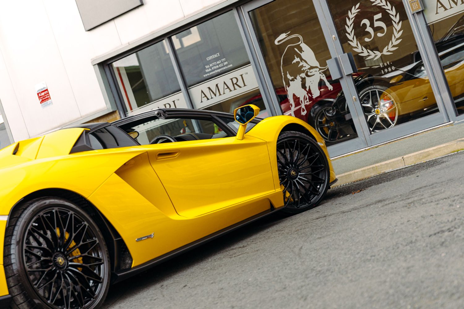 LAMBORGHINI AVENTADOR CONVERTIBLE 6.5 LP 740-4 S ROADSTER 2DR SEMI AUTOMATIC