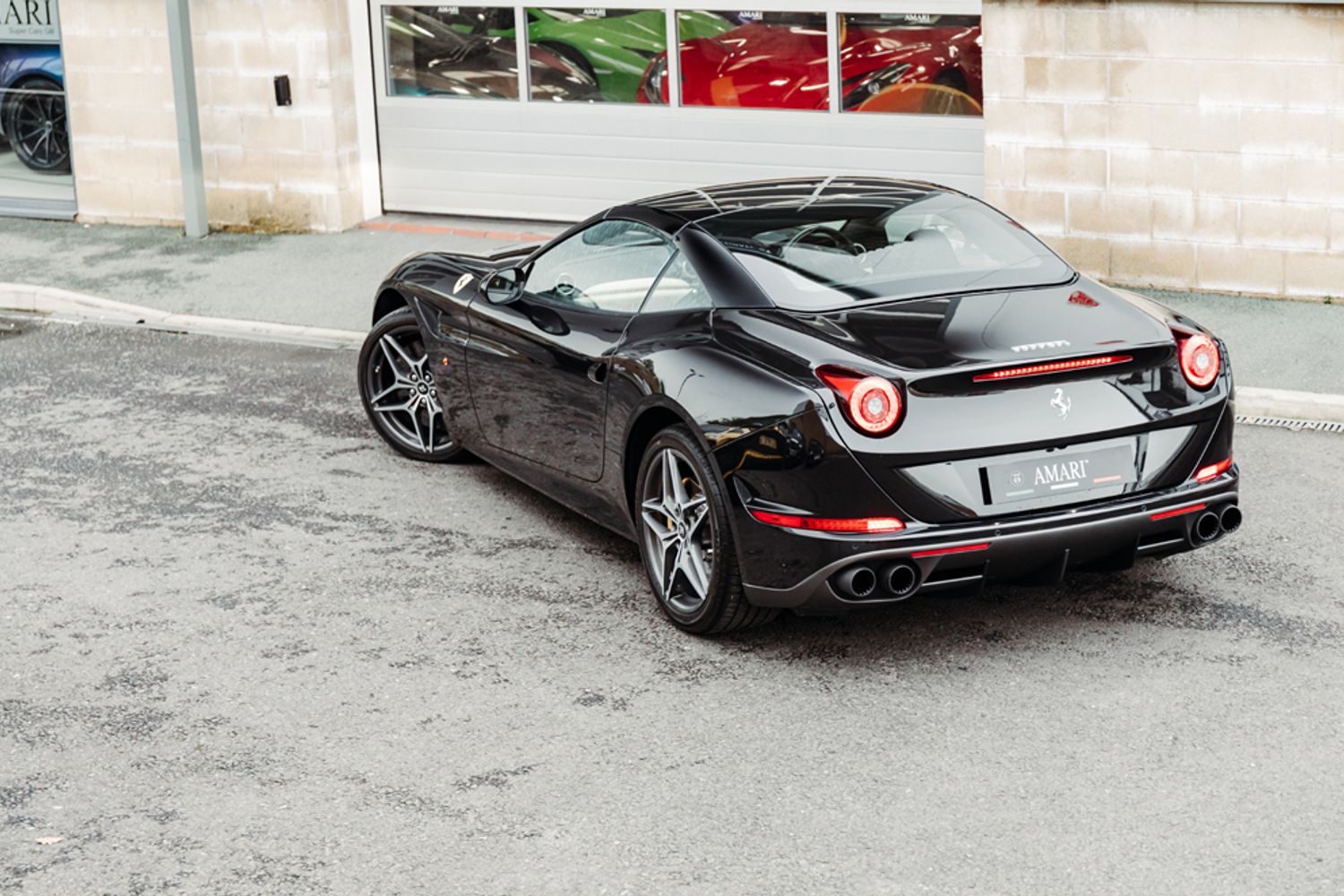 FERRARI CALIFORNIA CONVERTIBLE 3.9 DD 2DR SEMI AUTOMATIC