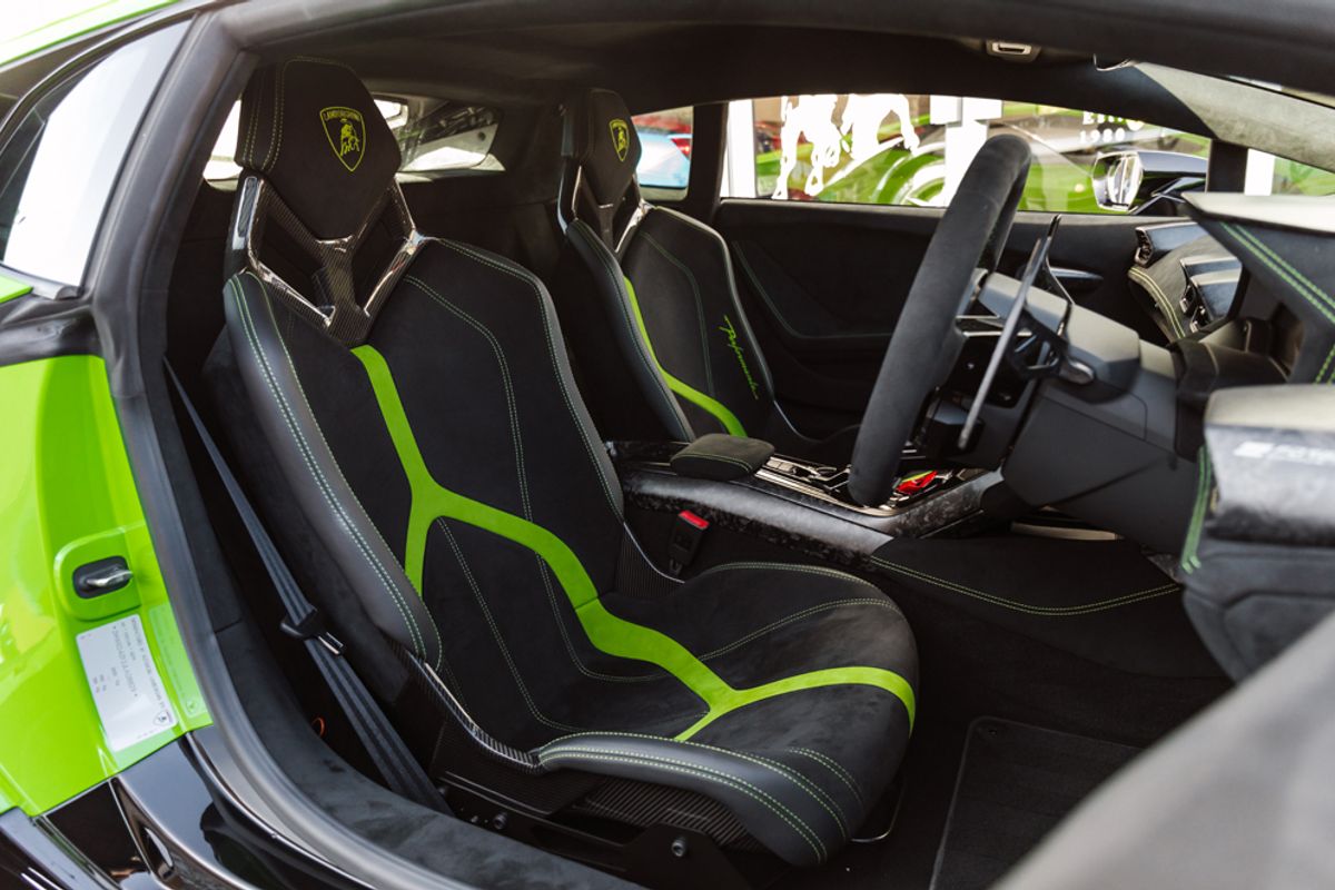 LAMBORGHINI HURACAN COUPE 5.2 LP 640-4 PERFORMANTE 2DR SEMI AUTOMATIC