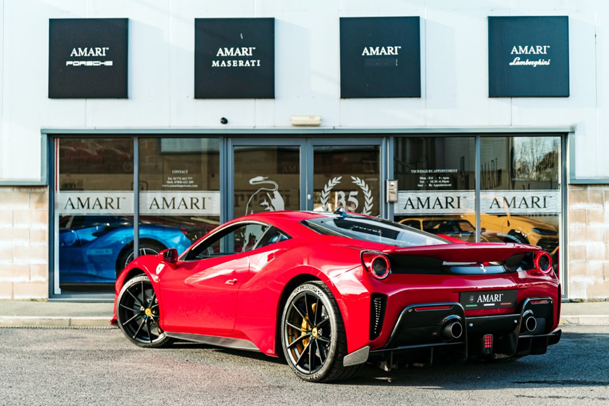 FERRARI 488 PISTA COUPE 3.9 VS 2DR SEMI AUTOMATIC