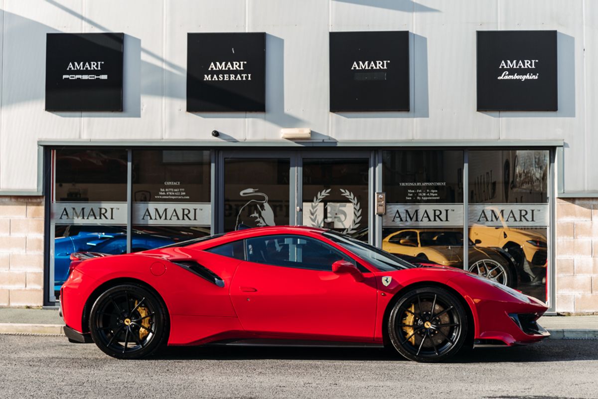 FERRARI 488 PISTA COUPE 3.9 VS 2DR SEMI AUTOMATIC