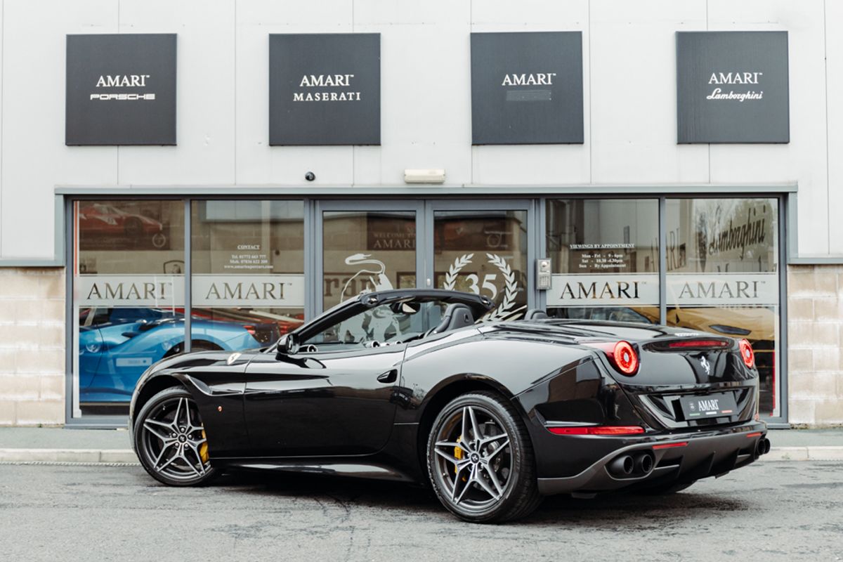 FERRARI CALIFORNIA CONVERTIBLE 3.9 DD 2DR SEMI AUTOMATIC