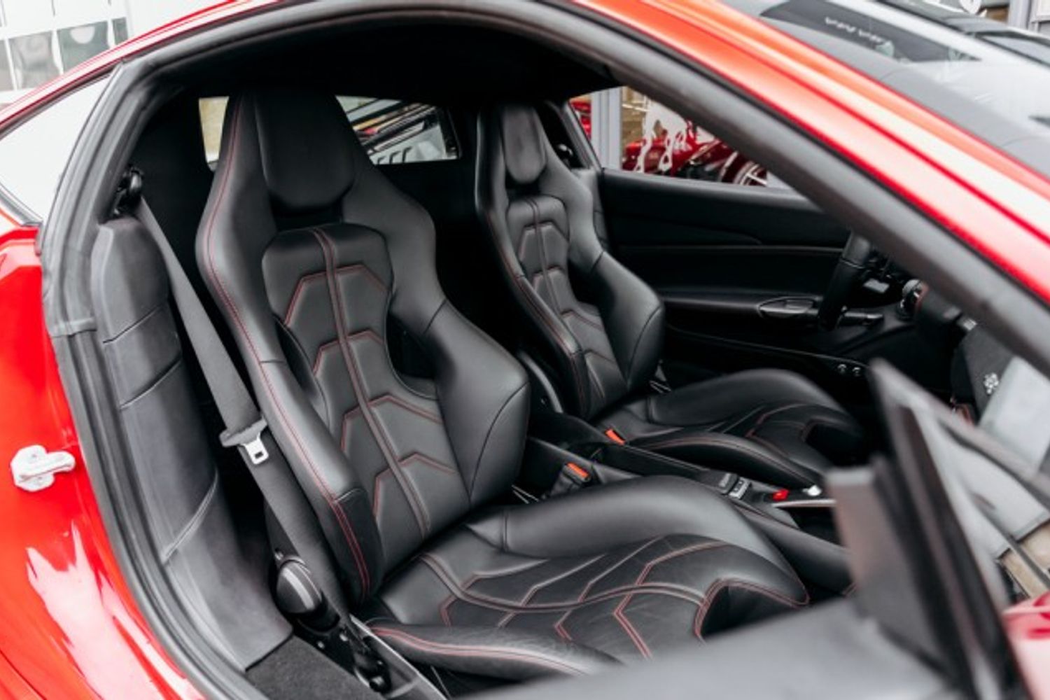 FERRARI 488 COUPE 3.9 GTB 2DR SEMI AUTOMATIC