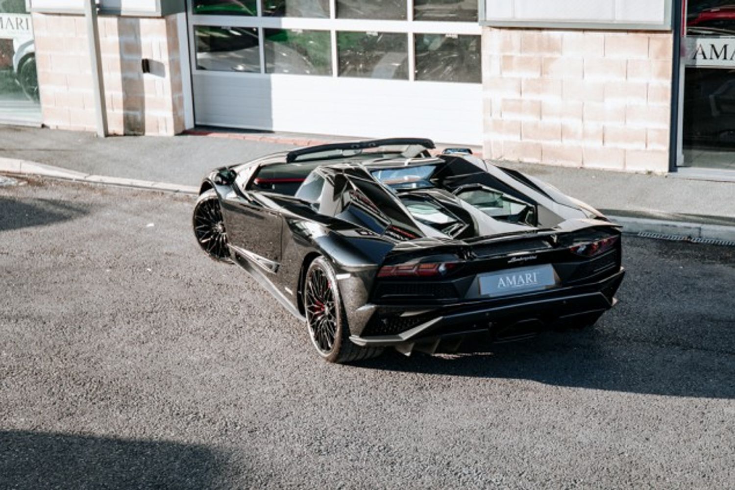 LAMBORGHINI AVENTADOR CONVERTIBLE 6.5 LP 740-4 S ROADSTER 2DR SEMI AUTOMATIC