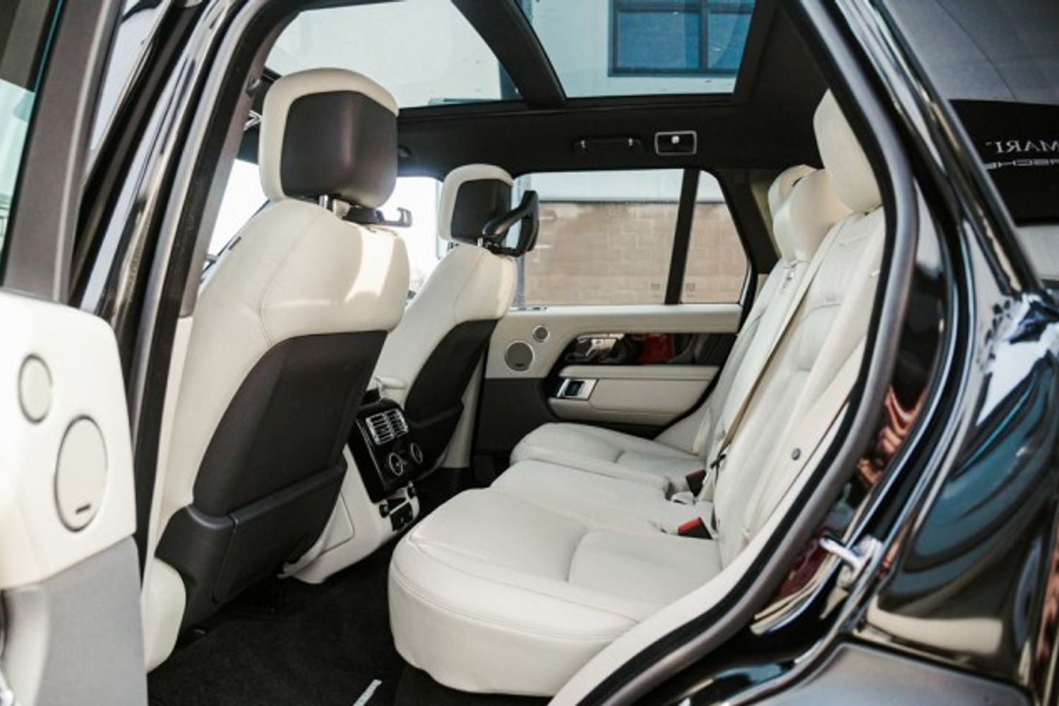 LAND ROVER RANGE ROVER HYBRID ELECTRIC ESTATE 2.0 VOGUE 5DR AUTOMATIC