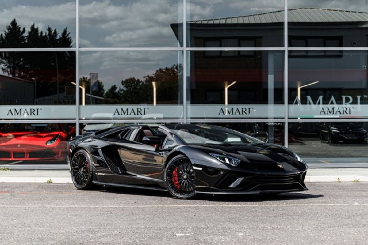 LAMBORGHINI AVENTADOR CONVERTIBLE 6.5 LP 740-4 S ROADSTER 2DR SEMI AUTOMATIC