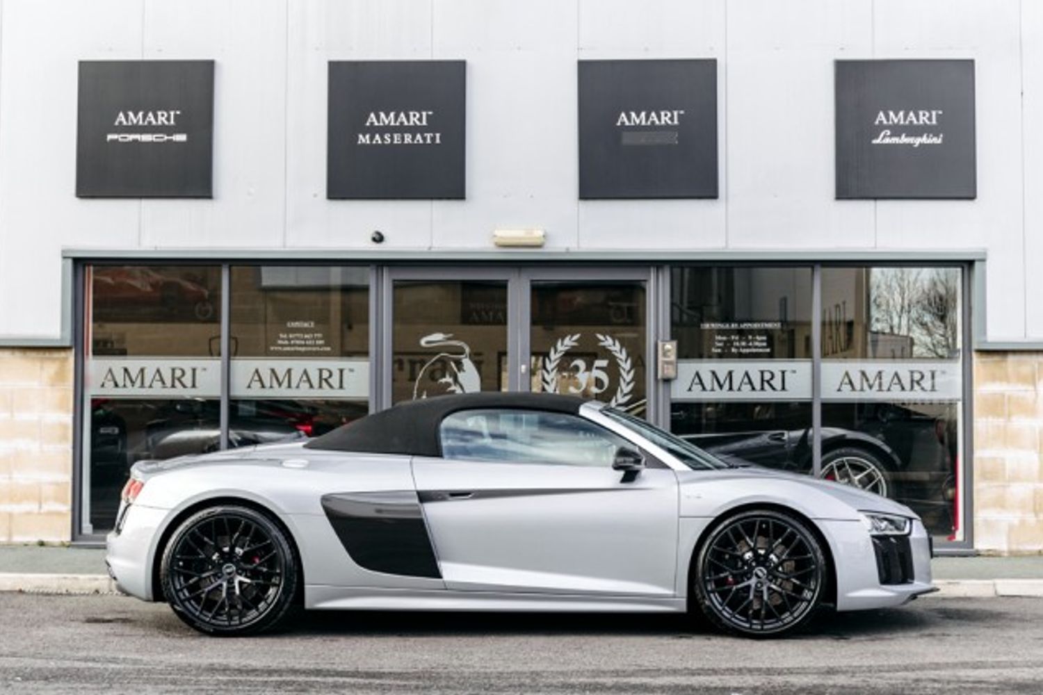 AUDI R8 CONVERTIBLE 5.2 SPYDER V10 QUATTRO 2DR SEMI AUTOMATIC