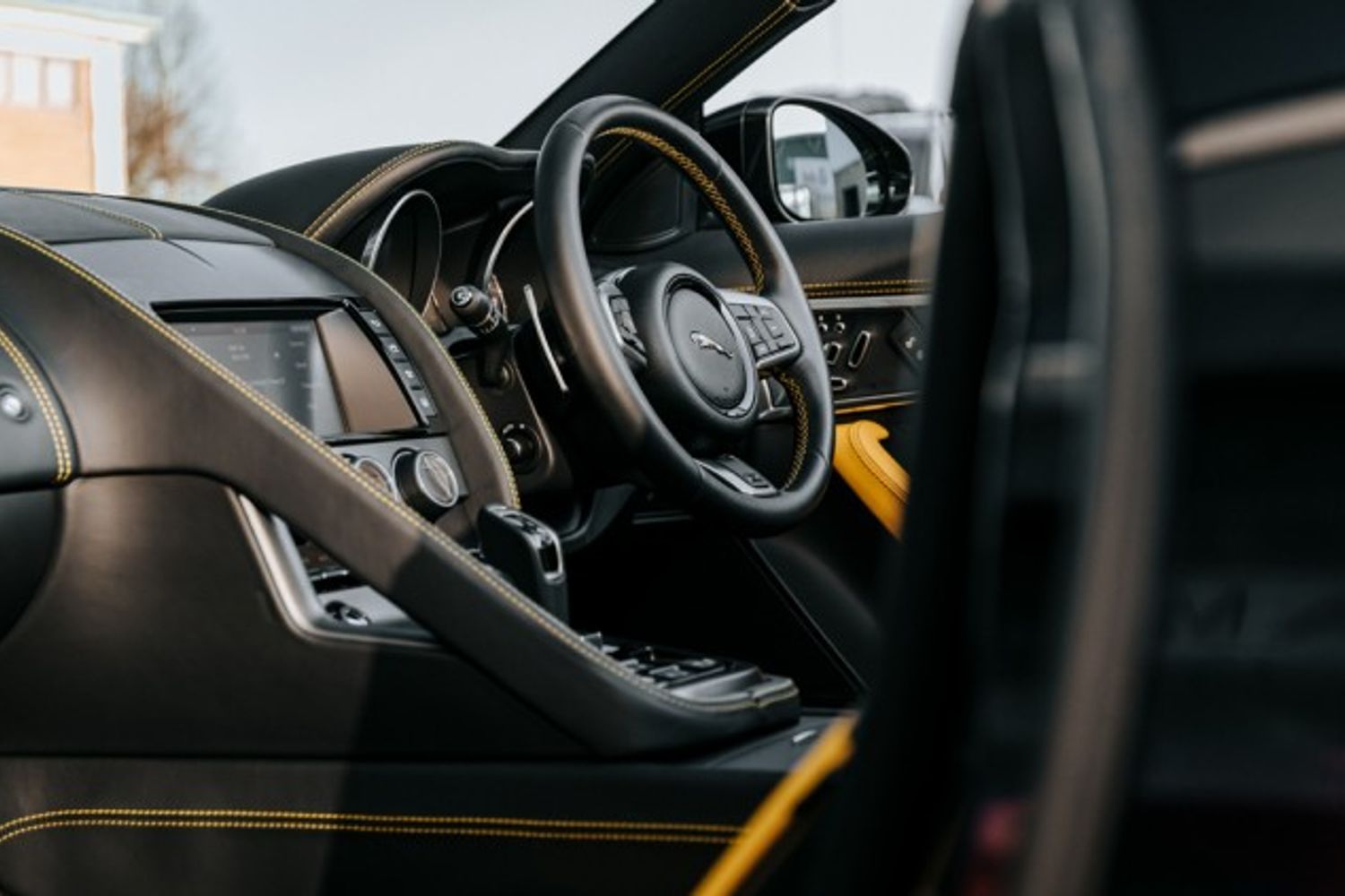 JAGUAR F-TYPE CONVERTIBLE 5.0 V8 R AWD 2DR LISTER LFT