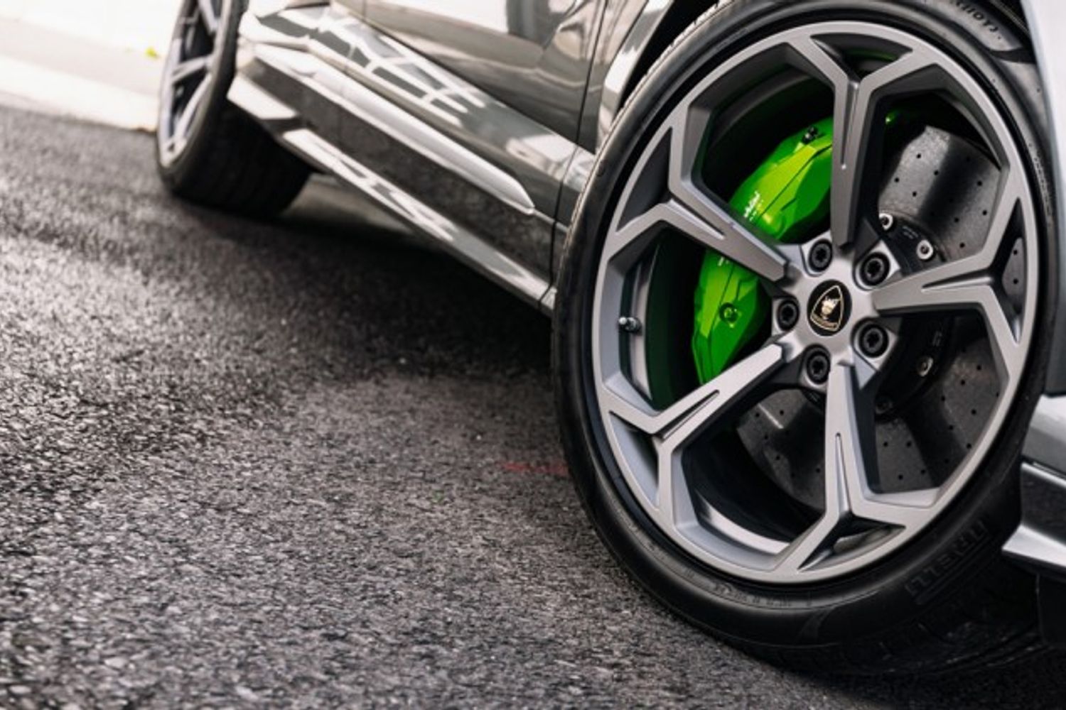 LAMBORGHINI URUS ESTATE 4.0 V8 5DR AUTOMATIC