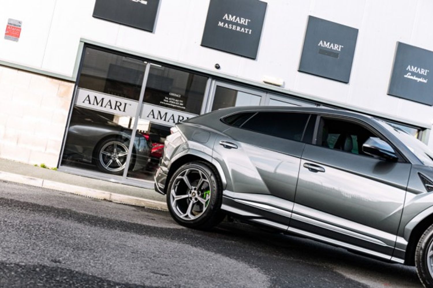 LAMBORGHINI URUS ESTATE 4.0 V8 5DR AUTOMATIC