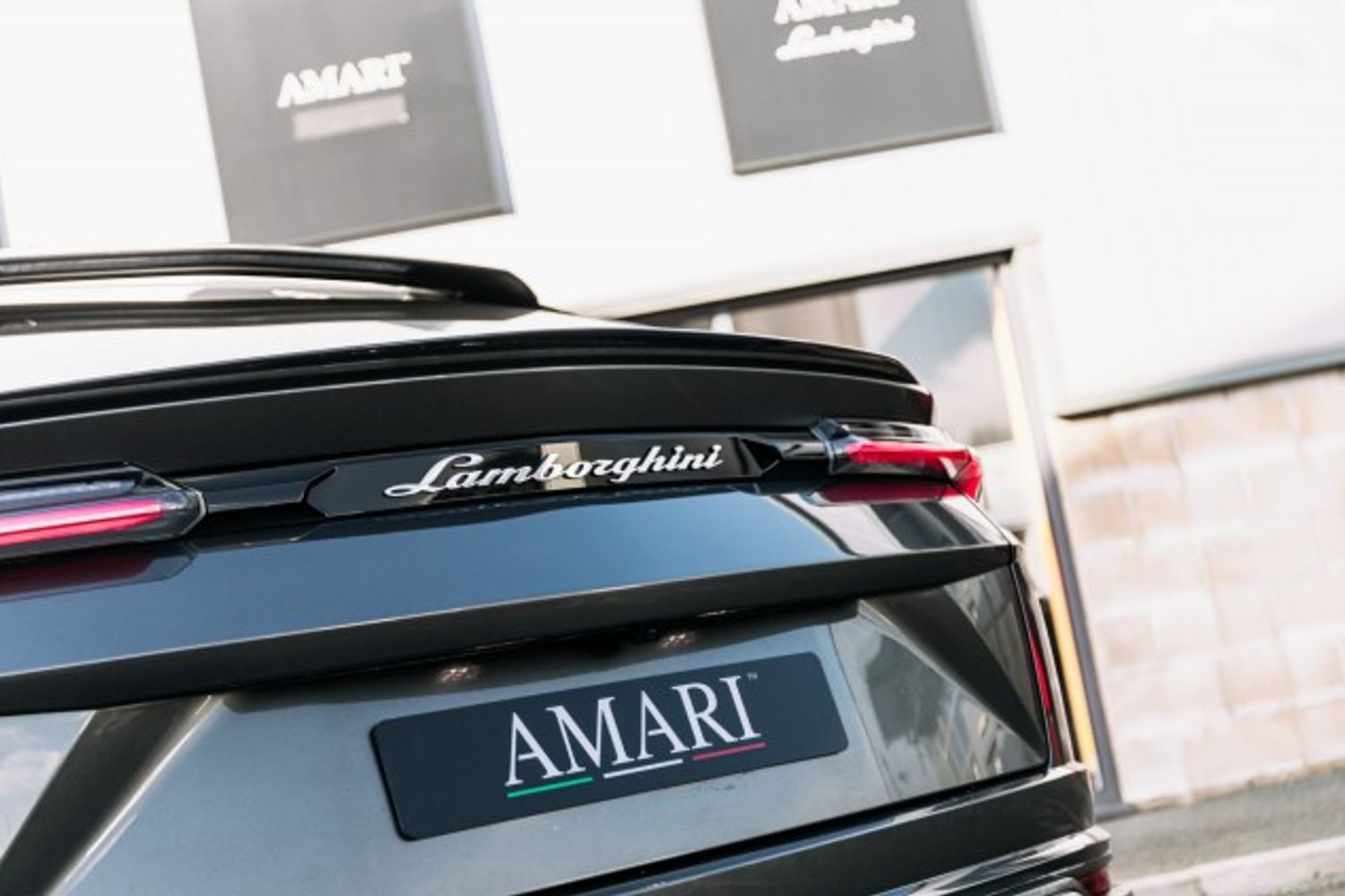 LAMBORGHINI URUS ESTATE 4.0 V8 5DR AUTOMATIC