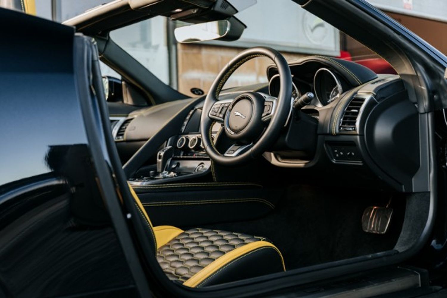 JAGUAR F-TYPE CONVERTIBLE 5.0 V8 R AWD 2DR LISTER LFT