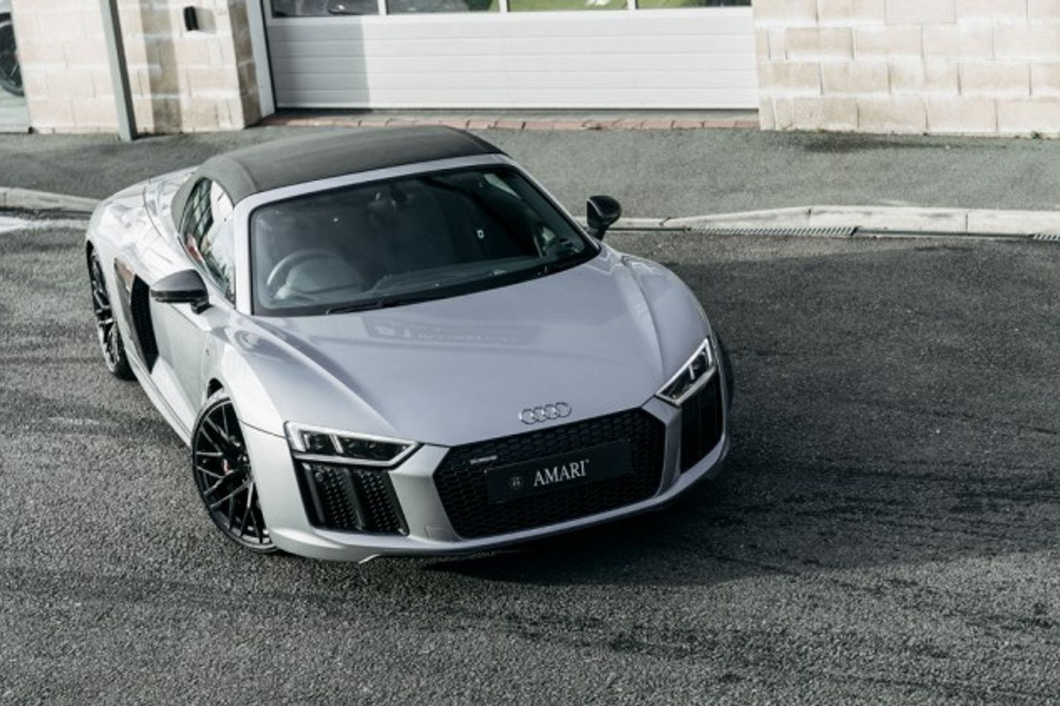 AUDI R8 CONVERTIBLE 5.2 SPYDER V10 QUATTRO 2DR SEMI AUTOMATIC