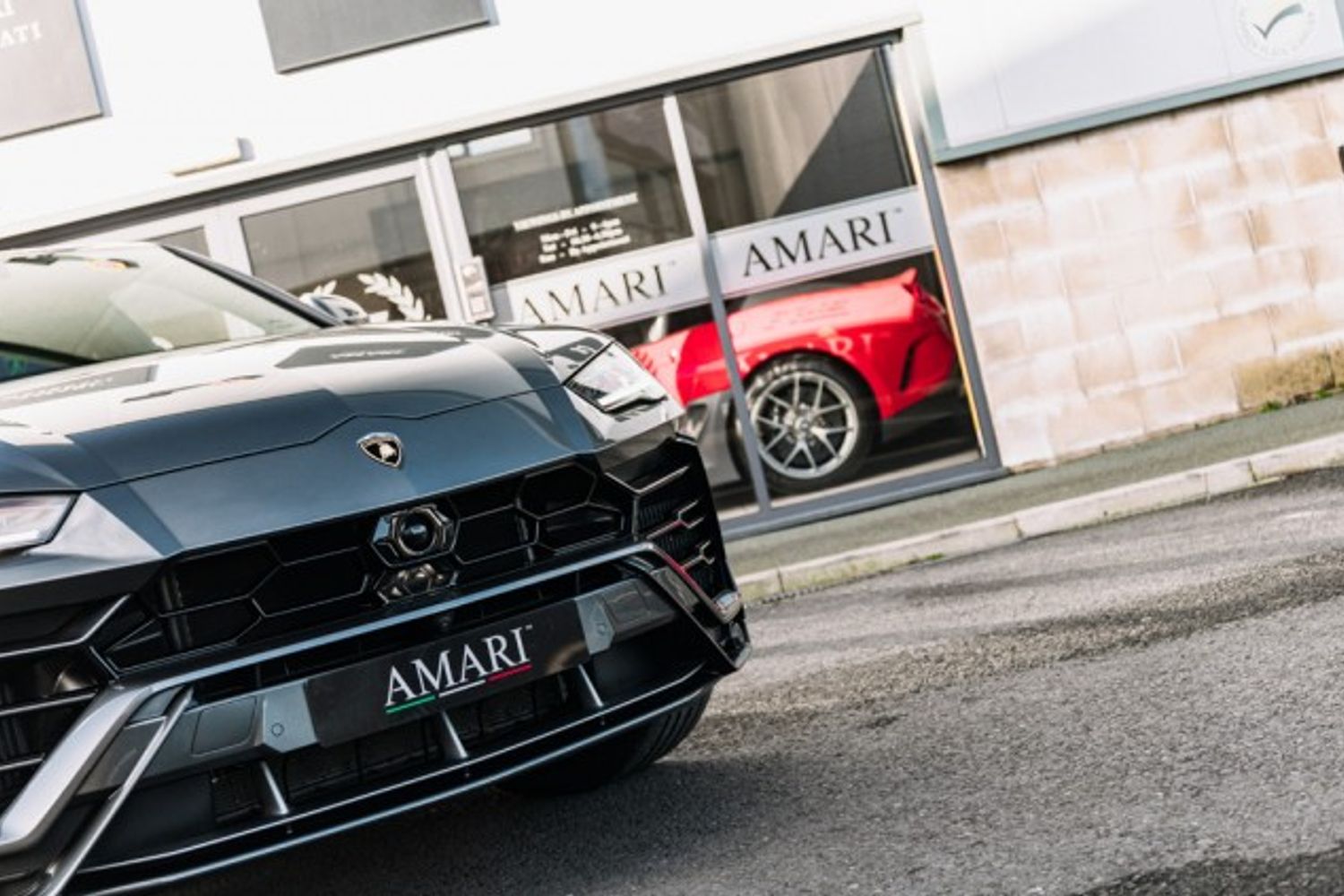 LAMBORGHINI URUS ESTATE 4.0 V8 5DR AUTOMATIC