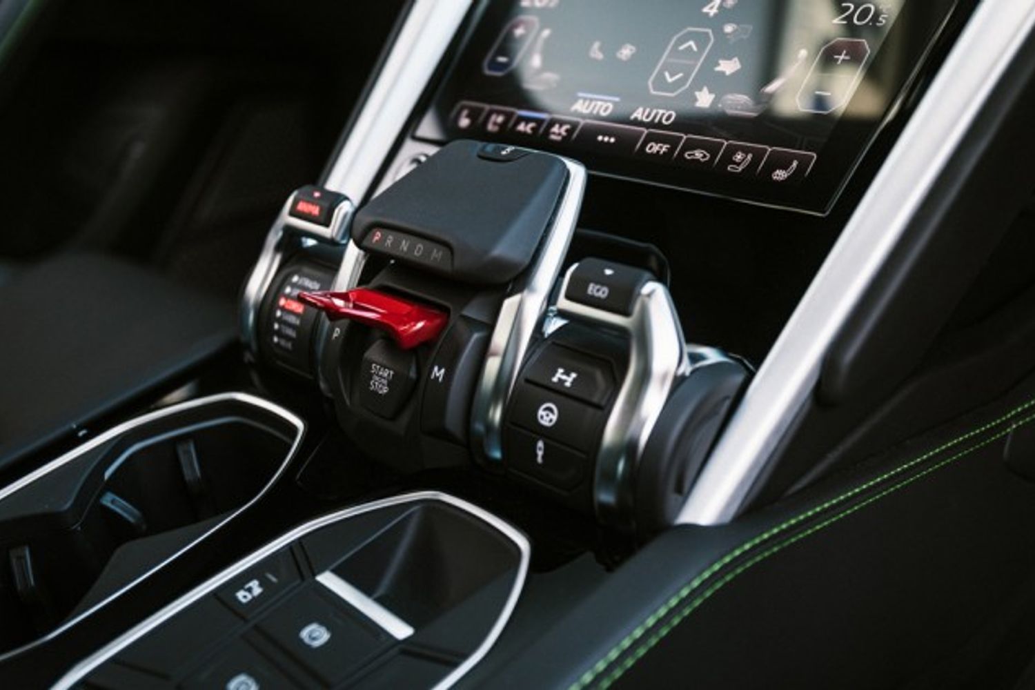 LAMBORGHINI URUS ESTATE 4.0 V8 5DR AUTOMATIC