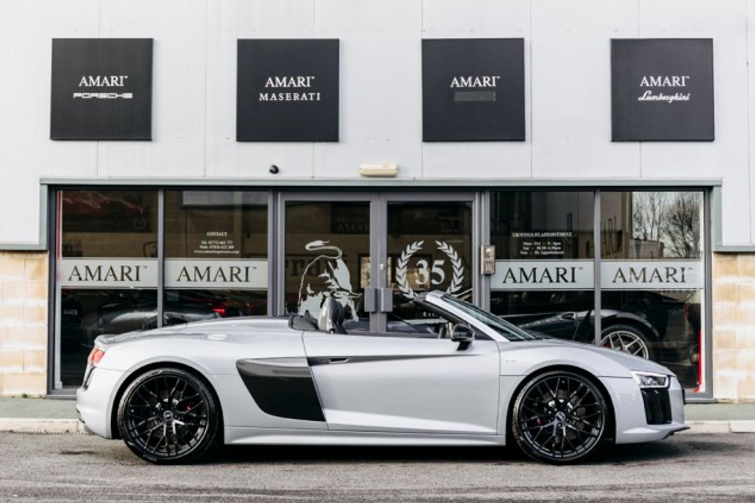 AUDI R8 CONVERTIBLE 5.2 SPYDER V10 QUATTRO 2DR SEMI AUTOMATIC