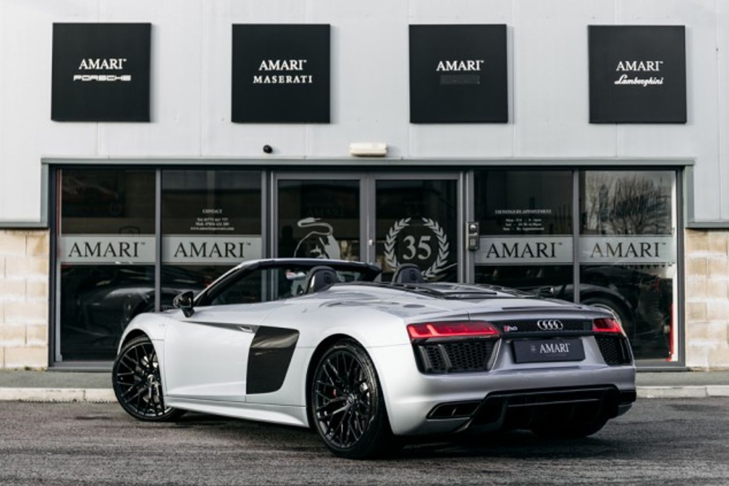 AUDI R8 CONVERTIBLE 5.2 SPYDER V10 QUATTRO 2DR SEMI AUTOMATIC