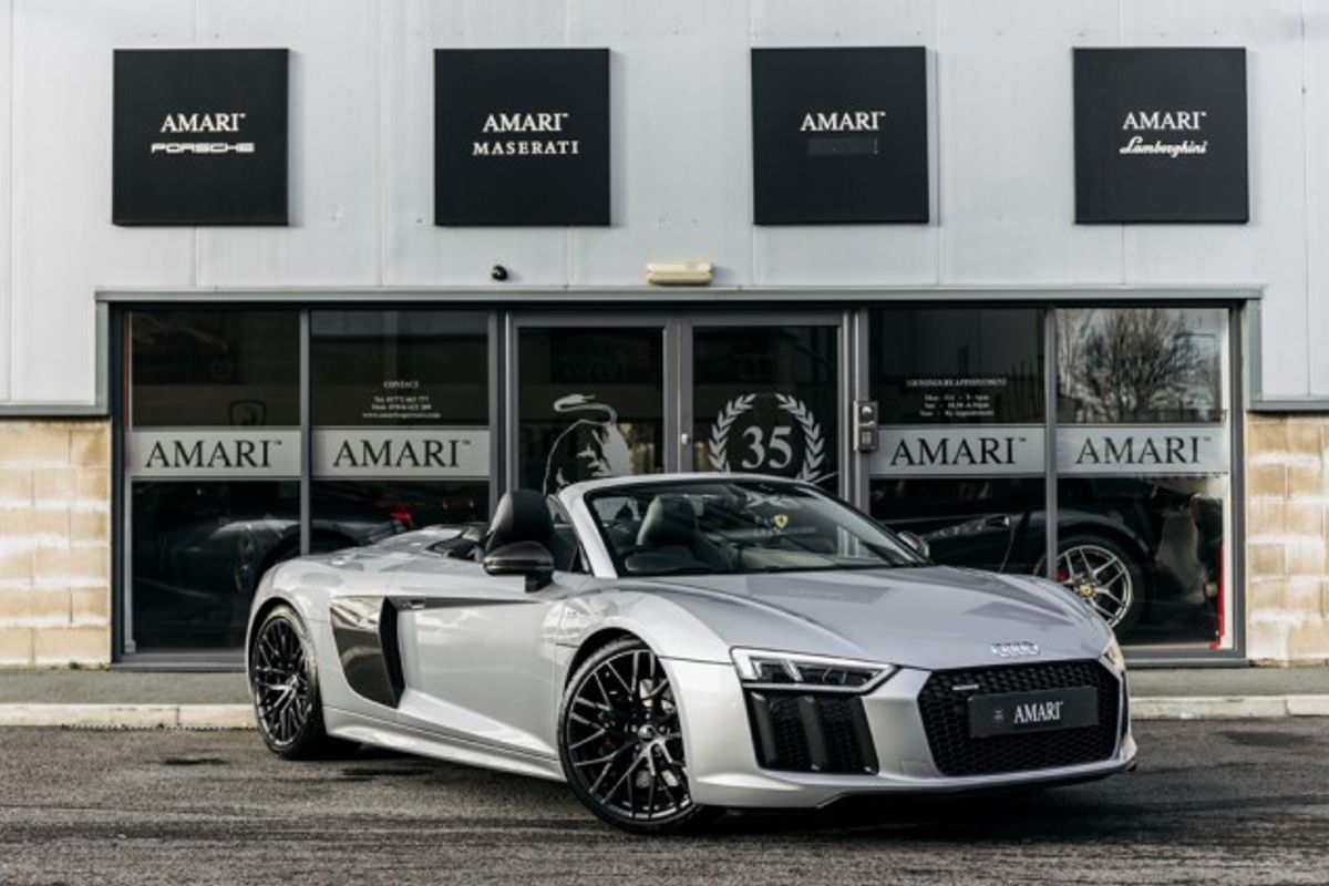 AUDI R8 CONVERTIBLE 5.2 SPYDER V10 QUATTRO 2DR SEMI AUTOMATIC