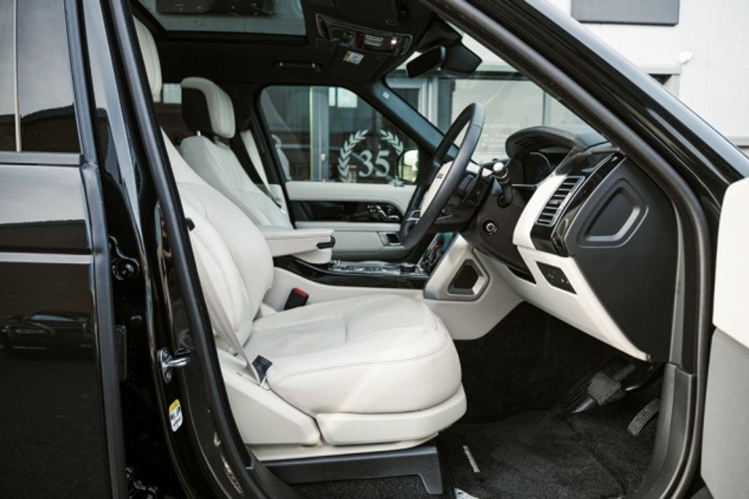LAND ROVER RANGE ROVER HYBRID ELECTRIC ESTATE 2.0 VOGUE 5DR AUTOMATIC