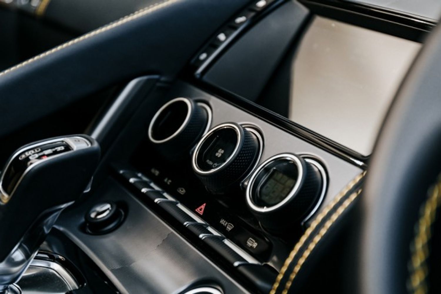 JAGUAR F-TYPE CONVERTIBLE 5.0 V8 R AWD 2DR LISTER LFT