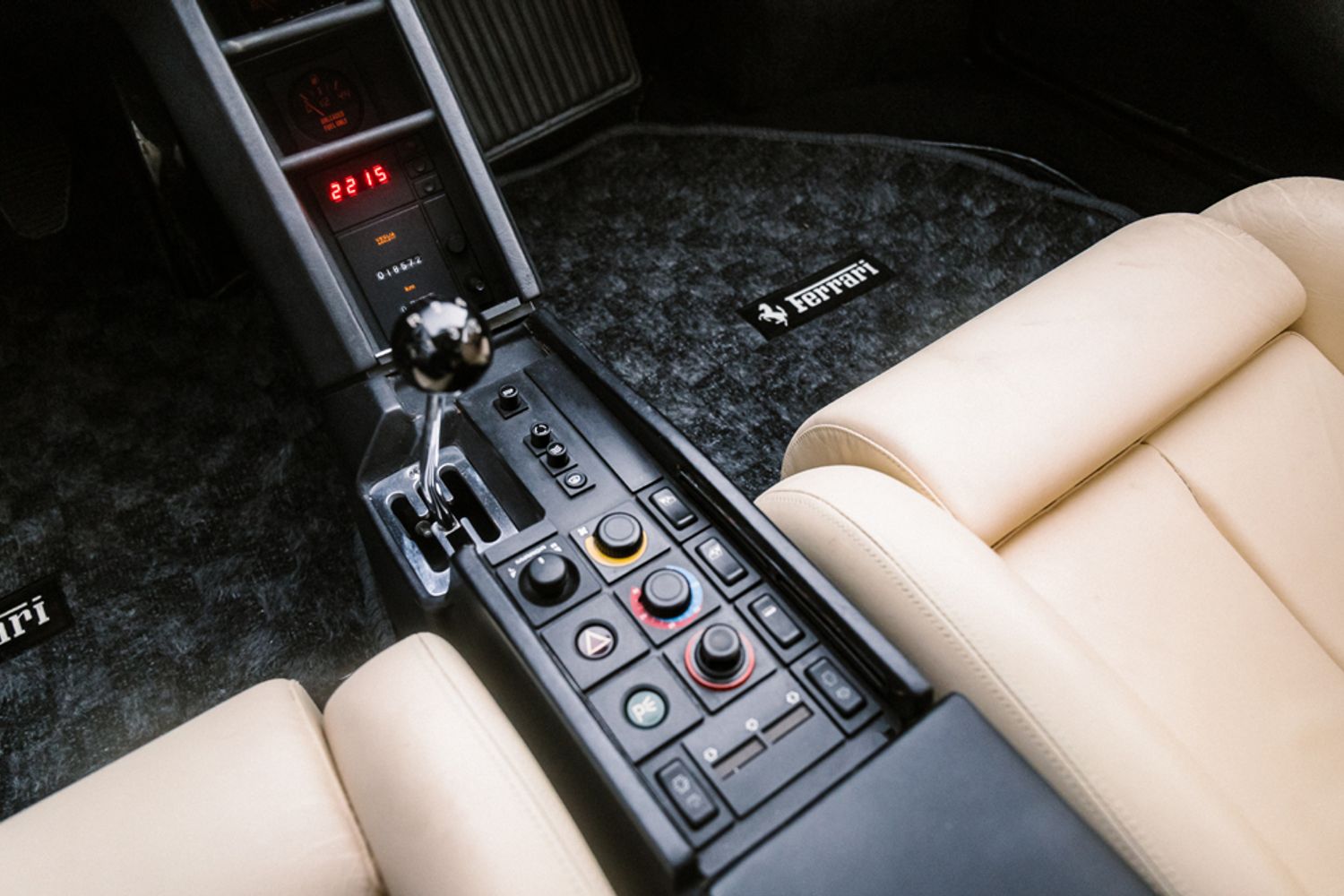 FERRARI TESTAROSSA 4.9 Coupe