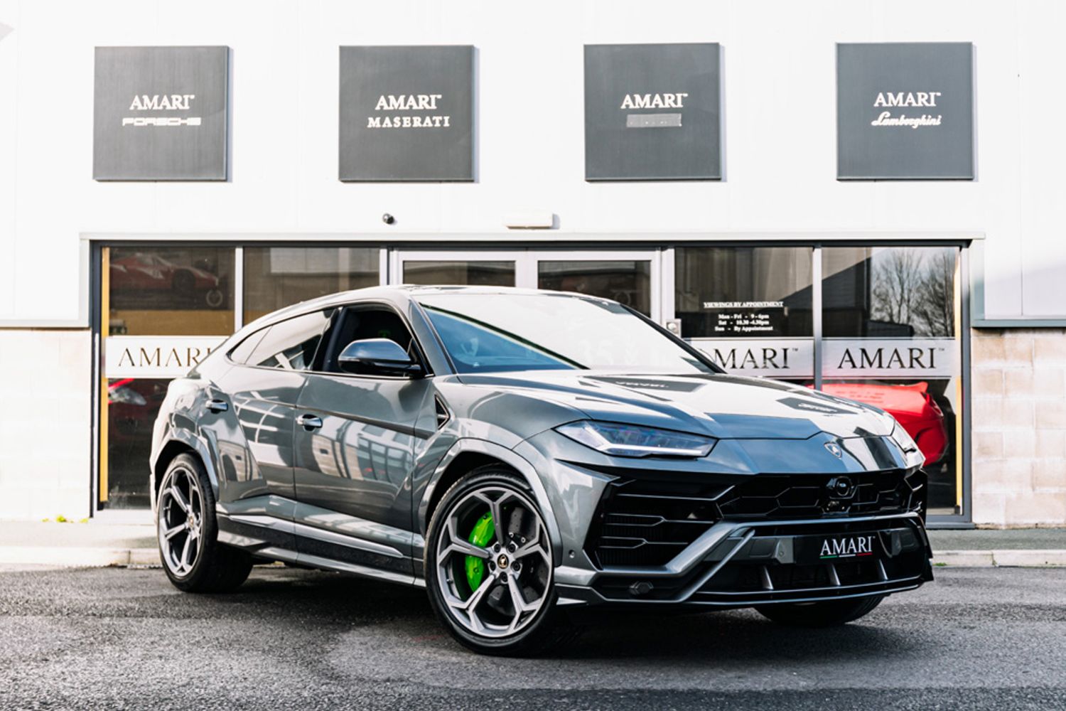 LAMBORGHINI URUS ESTATE 4.0 V8 5DR AUTOMATIC