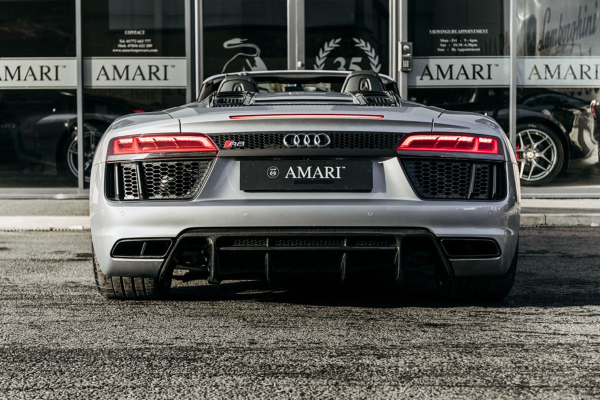 AUDI R8 CONVERTIBLE 5.2 SPYDER V10 QUATTRO 2DR SEMI AUTOMATIC