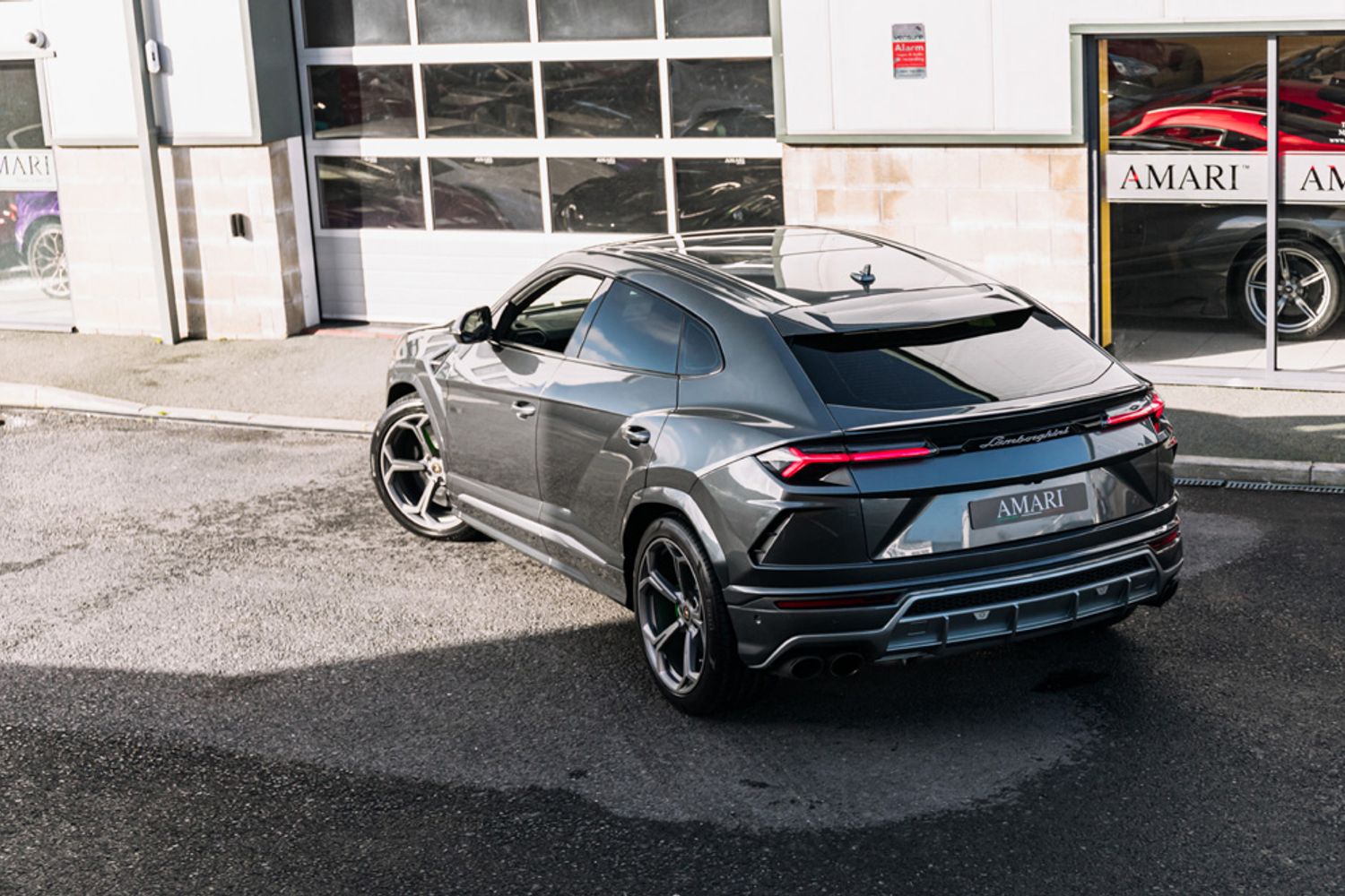 LAMBORGHINI URUS ESTATE 4.0 V8 5DR AUTOMATIC