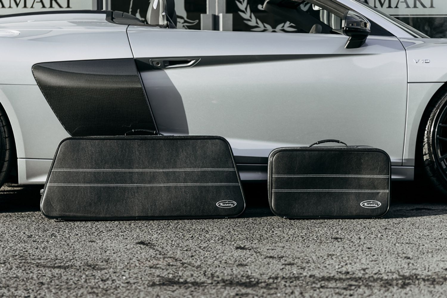 AUDI R8 CONVERTIBLE 5.2 SPYDER V10 QUATTRO 2DR SEMI AUTOMATIC