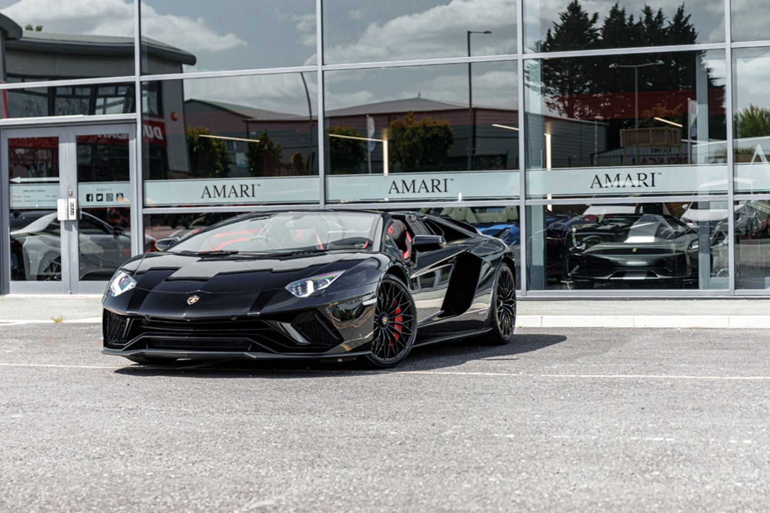 LAMBORGHINI AVENTADOR CONVERTIBLE 6.5 LP 740-4 S ROADSTER 2DR SEMI AUTOMATIC