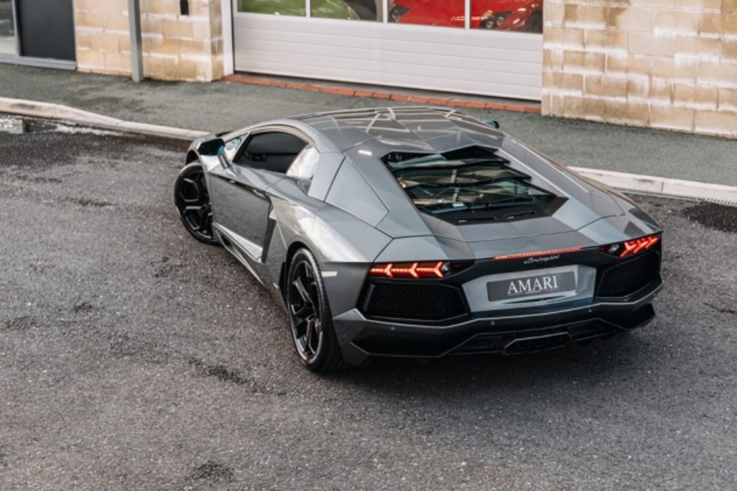 LAMBORGHINI AVENTADOR COUPE 6.5 V12 2DR SEMI AUTOMATIC