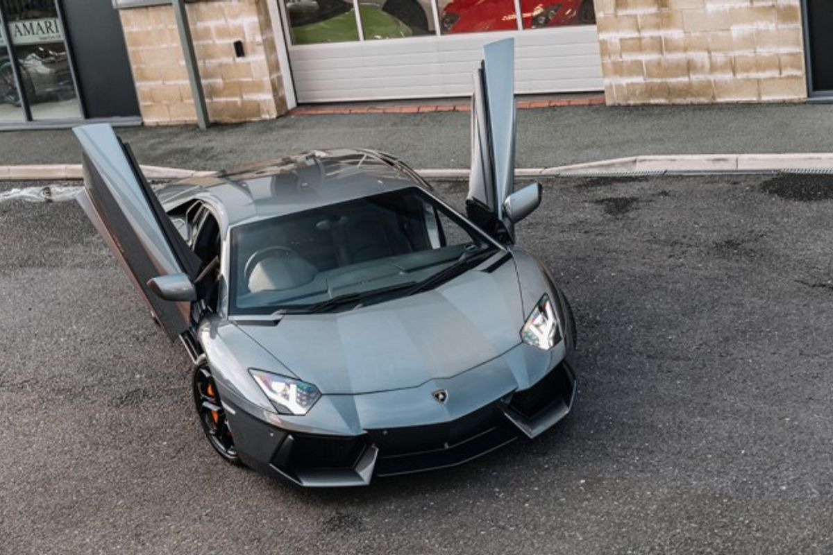 LAMBORGHINI AVENTADOR COUPE 6.5 V12 2DR SEMI AUTOMATIC