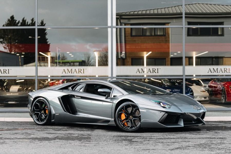 2012 LAMBORGHINI AVENTADOR COUPE